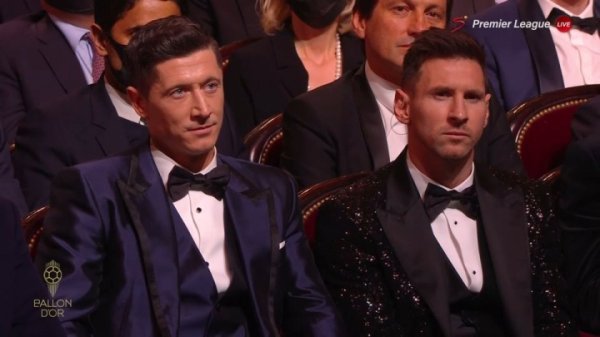 Đỉnh cao rất khó để đi một lần nữa ... Lewandowski đã thua Messi sau 21 năm và đã bị hủy bỏ sau 20 n