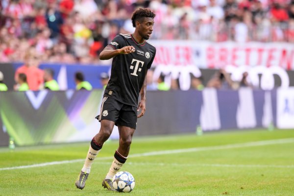 Một số người ở Bayern muốn rời đội, và phóng viên của đội: Nhận xét của Koeman chủ yếu nhắm vào Eber.