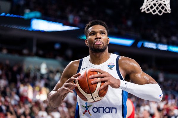 Barkley nói về Antetokounmpo