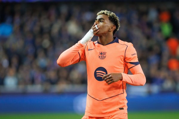 Per Body: Barca nghĩ rằng họ không gặp vấn đề gì trong việc giải quyết chấn thương của Yamal, báo cá